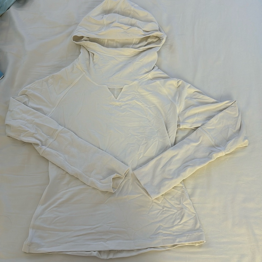 Lululemon white long sleeve hoodie